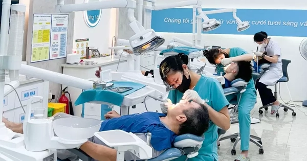 Có ai ‘bảo kê’ cơ sở nha khoa làm bậy ở Hà Nội?