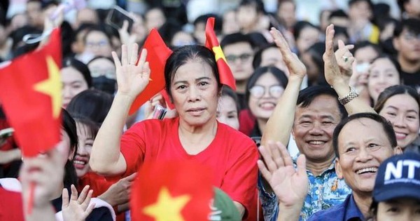 Tin vui cho hơn 8 triệu người Việt Nam: Tỷ phú Phạm Nhật Vượng chia sẻ về ưu tiên đặc biệt