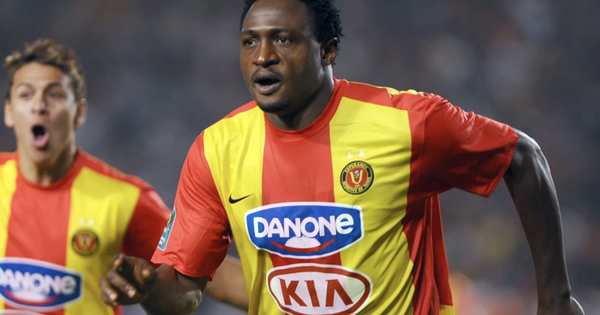 Cầu thủ Nigeria qua đời đột ngột khi đang thi đấu giao hữu