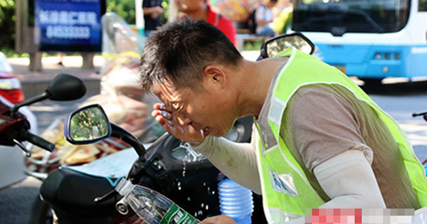 Muỗi bay vào mắt, người đàn ông suýt mù 1 bên mắt: Bác sĩ cảnh báo sai lầm nhiều người mắc phải