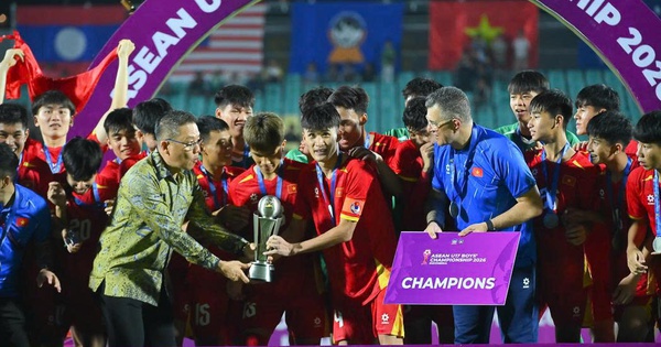 Hành trình mới của U17 Việt Nam sau đỉnh cao khu vực