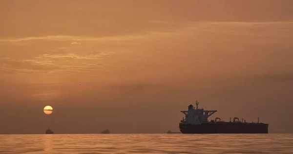 Hải quân Mỹ bắt đầu rà phá thuỷ lôi ở eo biển Hormuz