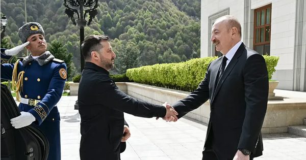 Tổng thống Zelensky tuyên bố sẵn sàng gặp Tổng thống Putin tại Azerbaijan