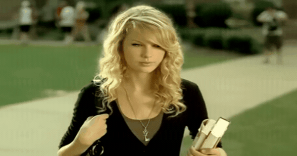 Đại gia giàu nhất showbiz khuynh đảo thế giới bằng visual “gái quê” cực phẩm, hơn 1 thập kỷ vẫn gây thương nhớ