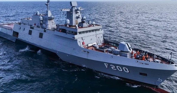 Thành viên sáng lập BRICS tăng gấp đôi hạm đội tàng hình: Chọn tàu chiến Đức thay vì Nga, Trung Quốc