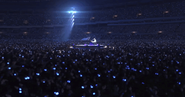 Mỹ nam bị 100 đoàn phim từ chối vì quá đẹp, giờ là con cưng quốc tế có độ hot tăng như tên lửa