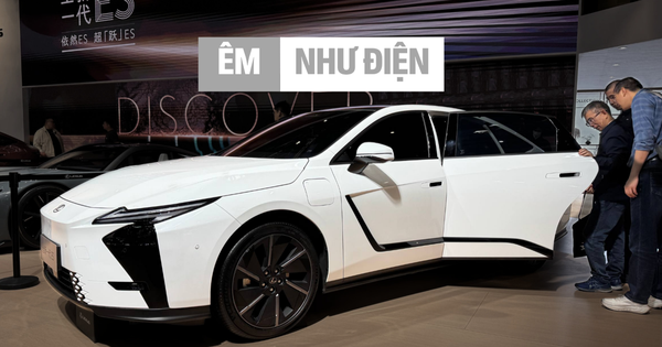 Xem trước Lexus ES 500e sắp ra mắt Việt Nam: Sedan thuần điện đi hơn 600 km/sạc, trang bị hàng ghế sau dễ ghi điểm đại gia Việt