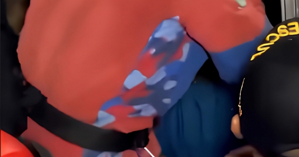 Hiện trường khủng khiếp vụ hai đoàn tàu đâm vào nhau khiến 14 người chết, 80 người bị thương