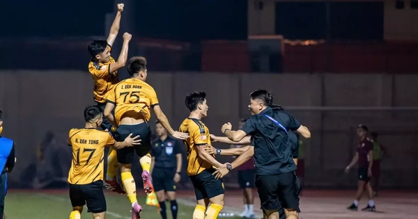 Cuộc đua trụ hạng V-League 2025-2026 rẽ lối