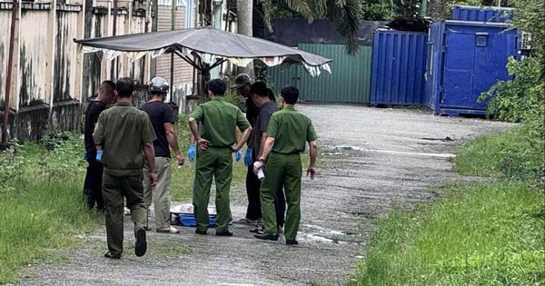 Đau lòng: Bé gái sơ sinh bị bỏ trong túi nilon ở TP.HCM