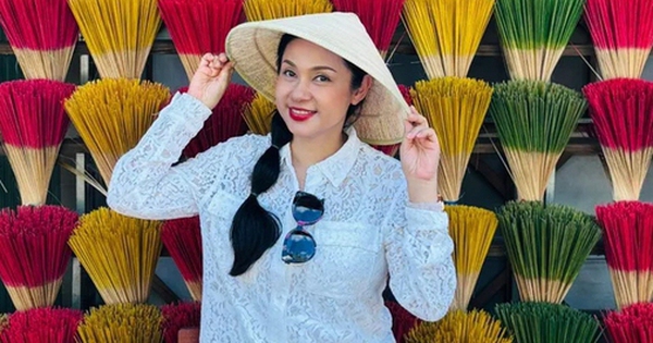 Diễn viên Việt Trinh công khai trạng thái 