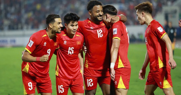 Trương Tiến Anh - mẫu tiền vệ biên hiện đại