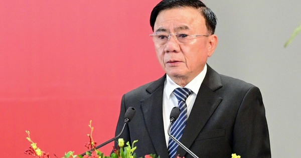 Bộ Chính trị yêu cầu kiện toàn tổ chức bộ máy, bố trí cán bộ phù hợp sau bầu cử