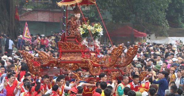 Cảnh tượng cuối tuần tại ngoại thành Hà Nội, nhiều người nhận xét: 