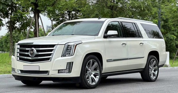 Chiếc Cadillac này bán lại chưa đến 2 tỷ đồng: Lớn hơn cả Everest, phù hợp cho gia đình cần cốp rộng mà vẫn đủ 6 chỗ, nhưng có điểm cần đánh đổi