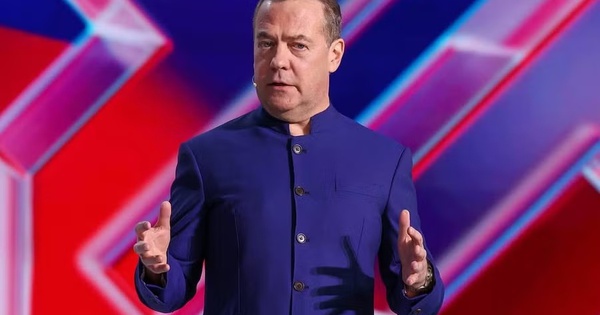 Ông Dmitry Medvedev nêu viễn cảnh nước Nga sau Chiến dịch quân sự đặc biệt