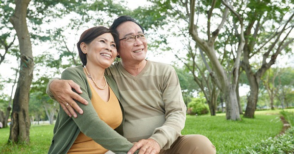 Về hưu, có trong tay 1 căn nhà, 1 mảnh đất và 1,2 tỷ tiền tiết kiệm nhưng vợ chồng vẫn tranh cãi về chuyện: Nên sống ở đâu?