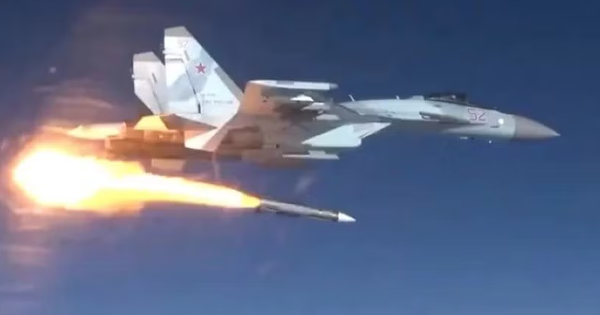 2 máy bay quân sự Nga liên tiếp rơi ở Crimea