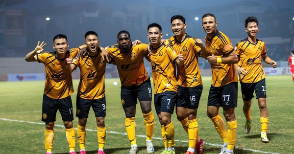 Thanh Hóa gây sốc khi thắng đậm CLB Công an TP HCM 4 bàn trắng