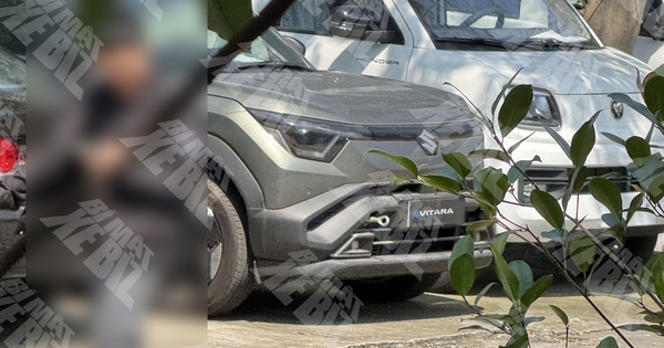 Suzuki eVitara xuất hiện ở Hà Nội: Dễ mở bán thời gian tới, đi được 430km/sạc, nội thất màn hình kép, cần số điện tử