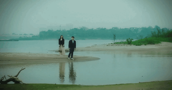 Nhan sắc mỹ nhân Việt này lạ lắm: Ngoài đời được khen đẹp như Phạm Băng Băng, lên phim bị chê nhìn như ma nữ