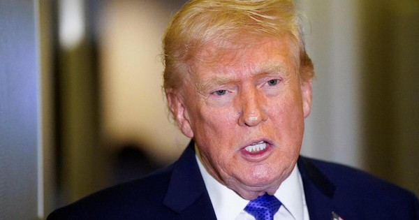 Ông Trump: Có thể đạt thỏa thuận với Iran vào ngày mai, hoặc 'thổi tung mọi thứ'