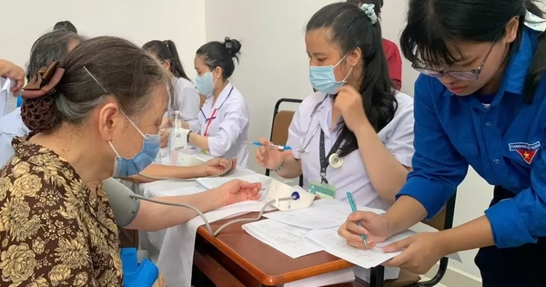 Tầm soát quy mô lớn ở TPHCM: Cứ 10 người đi khám, ra 6 bệnh nhân