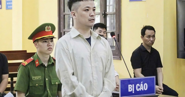 Cưỡng đoạt tiền của CSGT, TikToker Lê Việt Hùng lĩnh 7,5 năm tù