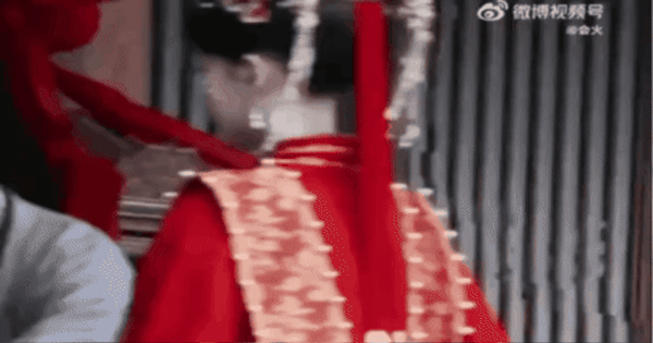 Ngắm nhan sắc này mới hiểu “kinh tài tuyệt diễm” là gì: Visual vạn năm có một, đẹp đến nghẹt thở