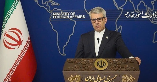 Iran nghi ngờ Mỹ dàn dựng vụ cứu phi công để 