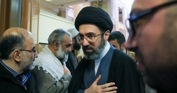 Lãnh tụ Tối cao Iran lên tiếng sau vụ quan chức tình báo cấp cao bị ám sát