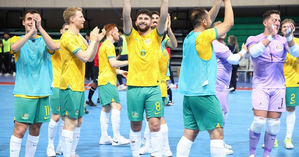 Thắng 13-1, tuyển Australia dễ “đại chiến” tuyển Việt Nam ở bán kết