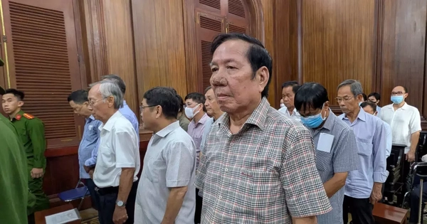 Cựu Quyền Chủ tịch Tập đoàn Cao su Việt Nam hầu tòa vụ chuyển nhượng ‘đất vàng’ 39-39B Bến Vân Đồn