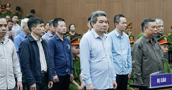 Nhận hối lộ 4,5 tỉ đồng, cựu Thứ trưởng Hoàng Văn Thắng lĩnh 4 năm tù