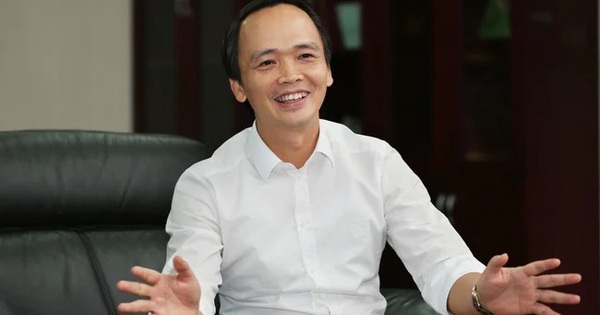 Ca sĩ Tùng Dương đi xem dự án của Chủ tịch Trịnh Văn Quyết trước khi hát tặng ông bài 