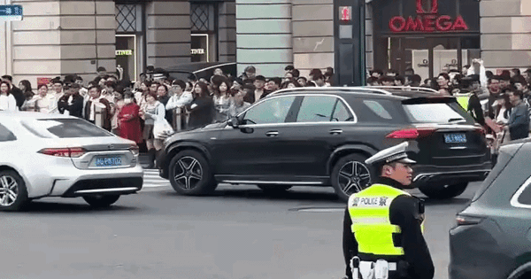 Cảnh tượng trên đường phố Trung Quốc khiến nhiều người bất ngờ, nhận xét: 