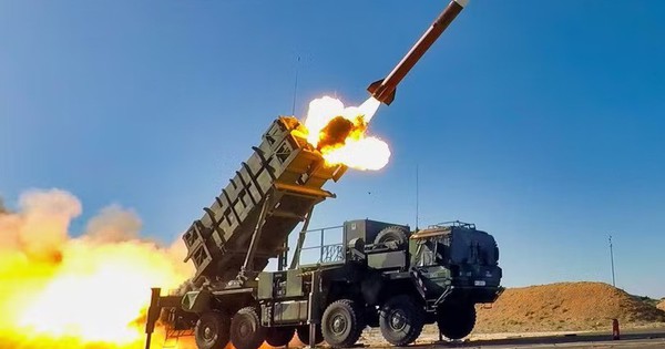 Saudi Arabia thiệt hại hơn 10 tỷ USD, nguồn Patriot và THAAD giảm mạnh
