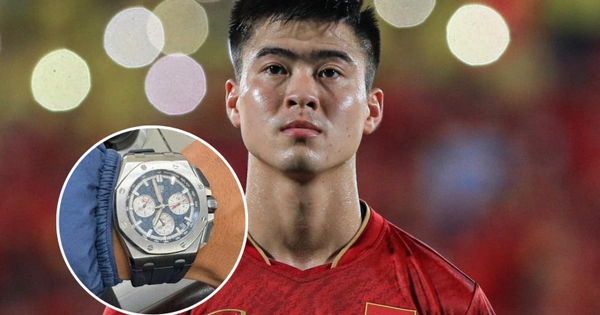 Duy Mạnh bị mất đồng hồ hiệu trị giá hơn 1 tỷ đồng
