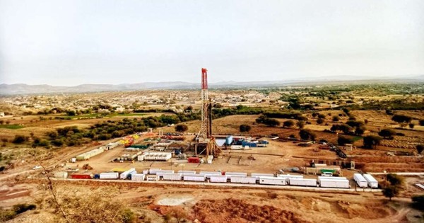 Khoan sâu 4.000m xuống lòng đất, phát hiện mỏ khí đốt sản lượng hơn 5.000 thùng mỗi ngày