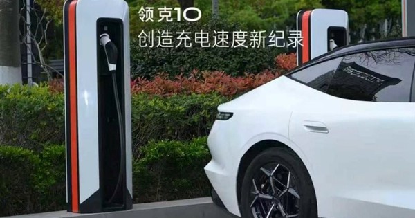 Cuộc đua sạc pin nhanh như đổ xăng: BYD gọi, Geely trả lời - ra mắt pin 'gạch vàng' sạc 10-97% trong gần 9 phút