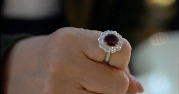 Mua trang sức 750 triệu đồng được giảm giá còn 110 triệu, khách bị chủ tiệm vàng kiện để đòi lại: Tòa án phán quyết bất ngờ