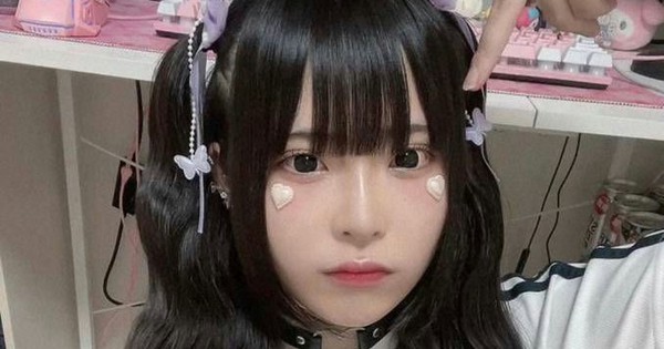 Nữ ca sĩ qua đời đột ngột ở tuổi 26, nhìn lại những khoảnh khắc xinh đẹp lúc sinh thời mà xót xa