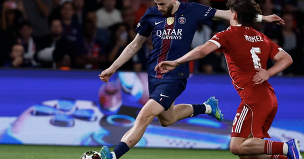 PSG thắng tưng bừng, Liverpool chìm sâu trong khủng hoảng