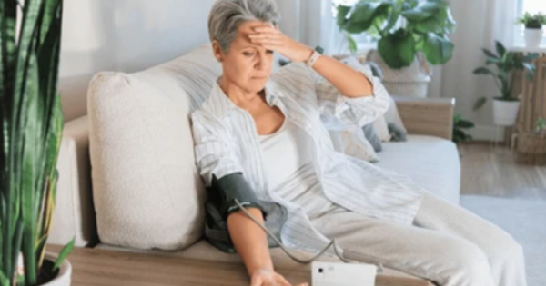 3 dấu hiệu cảnh báo cao huyết áp mà bạn dễ bỏ qua