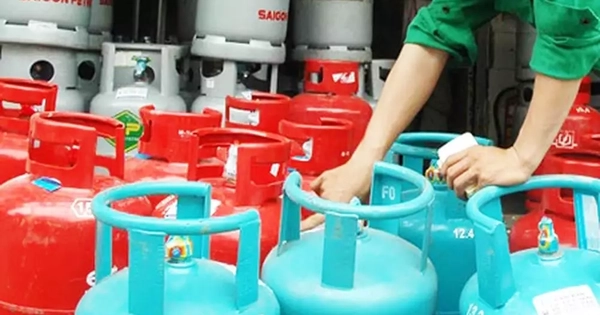 Giá gas vượt 650.000 đồng/bình 12kg