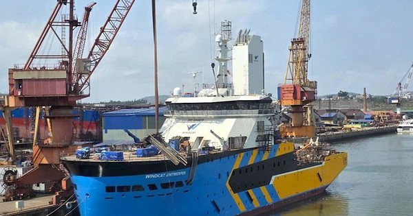 2.400 công nhân ở Quảng Ninh dồn lực đóng 19 con tàu hơn 5.500 tỷ đồng: Có sân bay trực thăng, du thuyền 120m