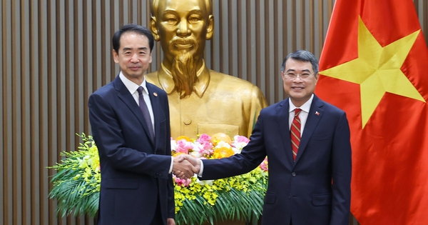 Thủ tướng: Việt Nam coi phát triển quan hệ với Trung Quốc là lựa chọn chiến lược