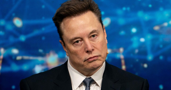Lượt tải xuống giảm 60%, Elon Musk thừa nhận Grok chỉ là 
