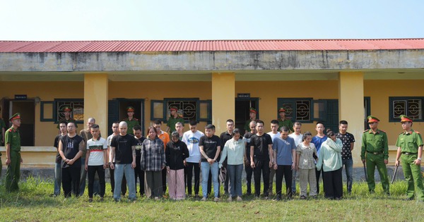 8 tổ công tác đồng loạt bắt giữ 61 người là quản lý, tổ trưởng... trong chuyên án đặc biệt lớn