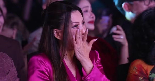Con trai gọi về nói 1 câu, vợ cũ Bằng Kiều: 